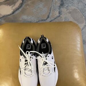 Foot joy golf shoes in box